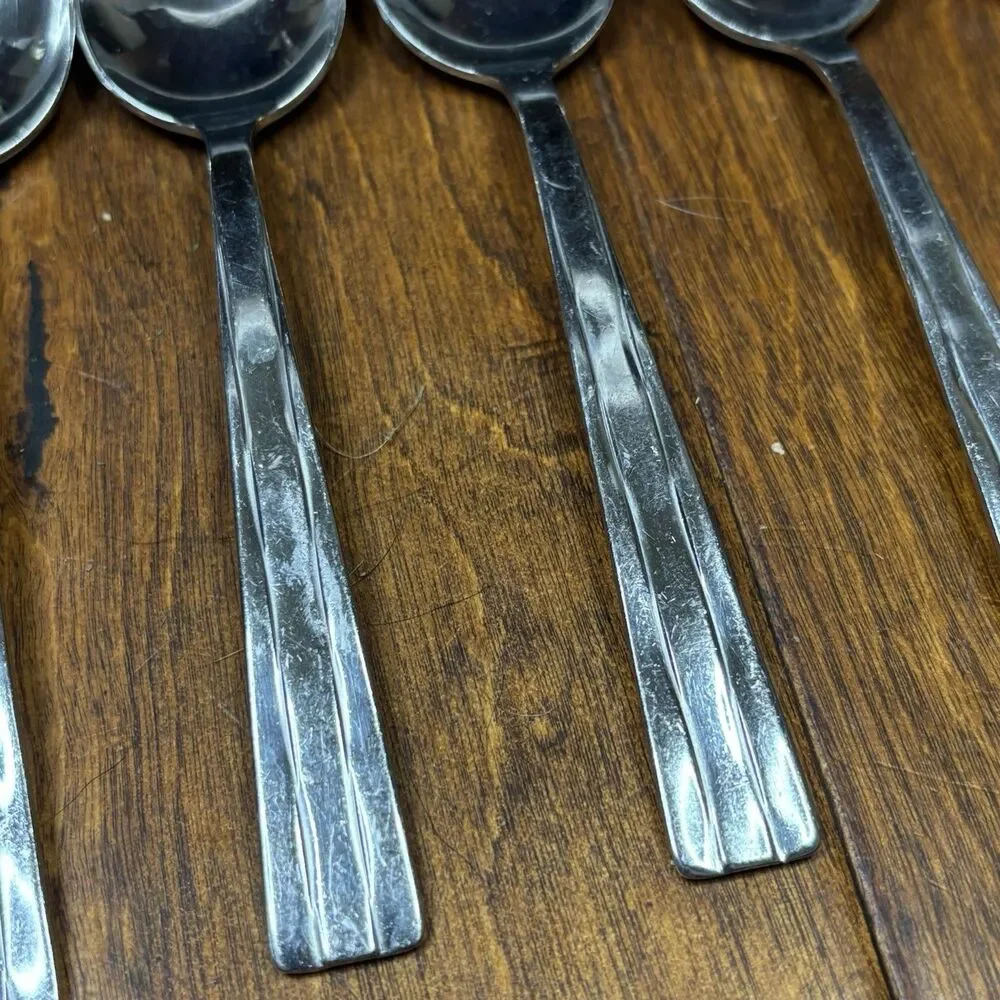 Oneida‎ Camden Stainless Flatware 6 spoons 7